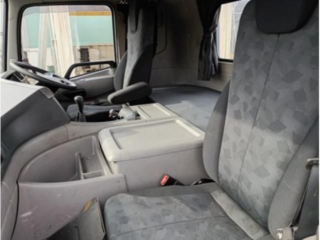 NISSAN DIESEL QUON 2020 Image 31