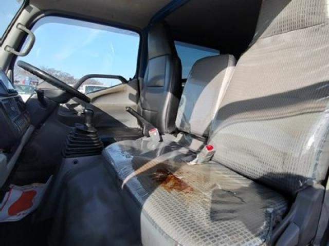 TOYOTA DYNA 2019 Image 31