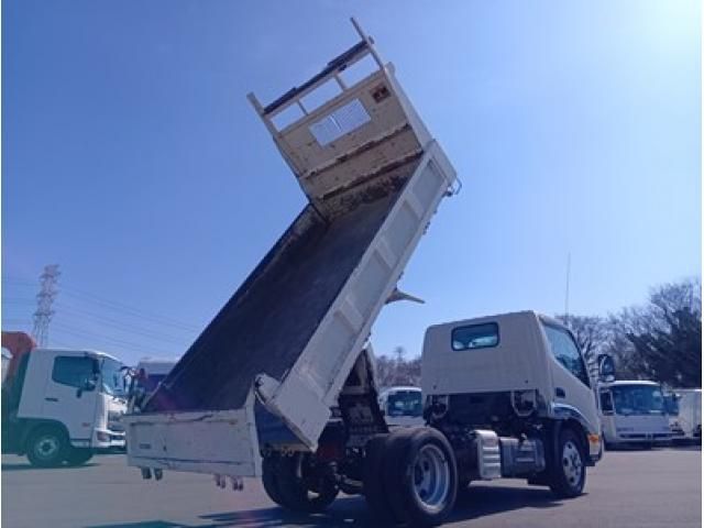 HINO DUTRO 2022 Image 31