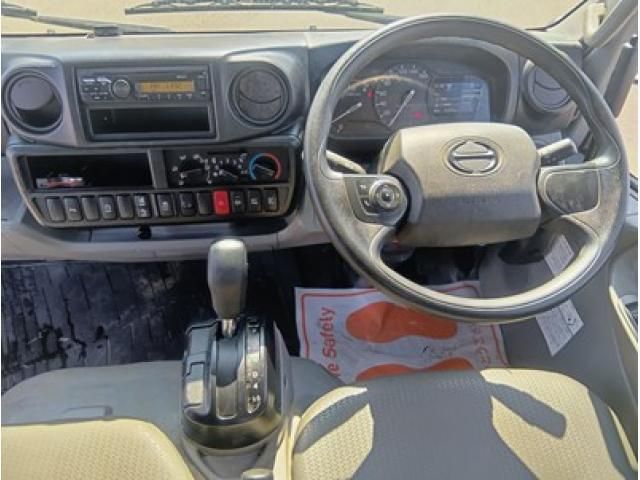 HINO DUTRO 2022 Image 31