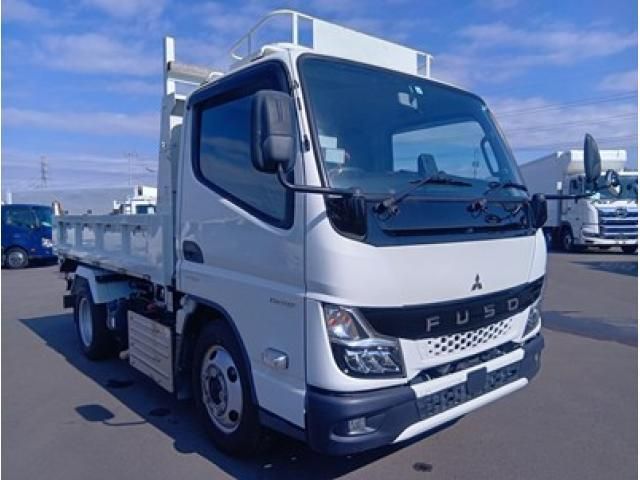 MITSUBISHI CANTER 2023 Image 31