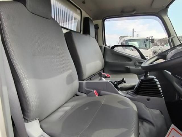 HINO DUTRO 2025 Image 31