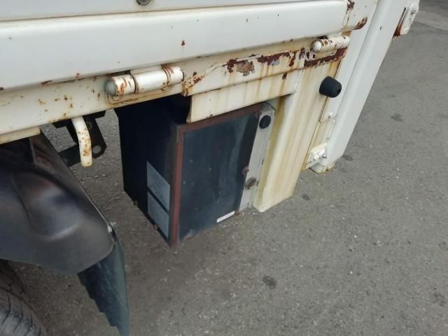 ISUZU ELF 2014 Image 31