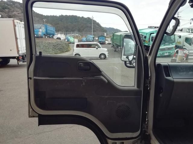 ISUZU ELF 2014 Image 31