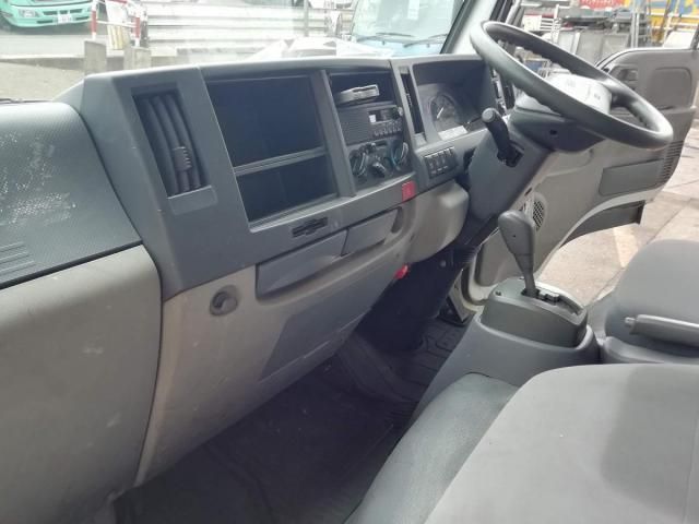 ISUZU ELF 2014 Image 31