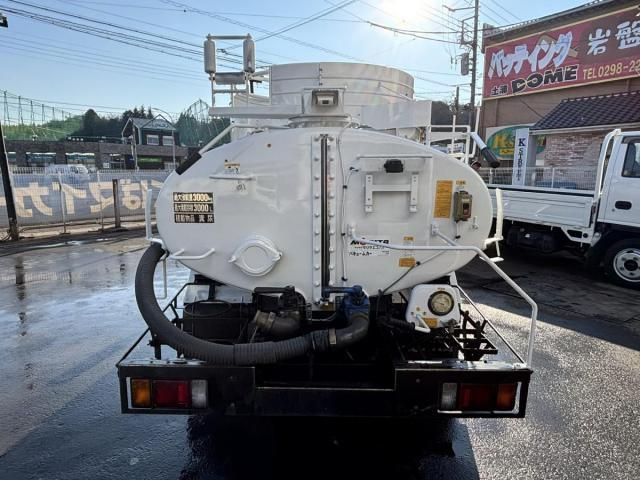 ISUZU ELF 2015 Image 31