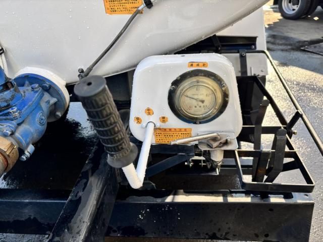 ISUZU ELF 2015 Image 31