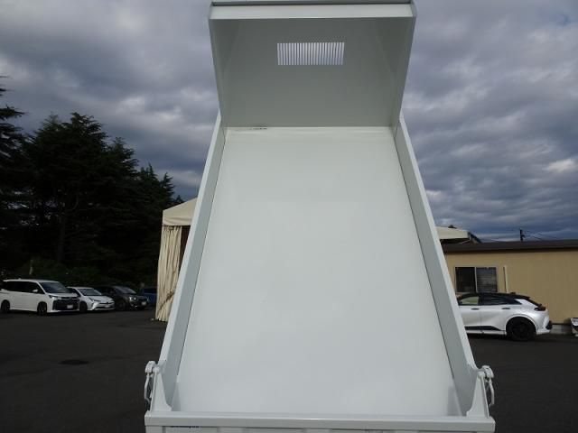 MITSUBISHI FUSOU FIGHTER 2025 Image 31