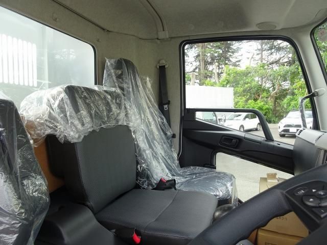 MITSUBISHI FUSOU FIGHTER 2025 Image 31