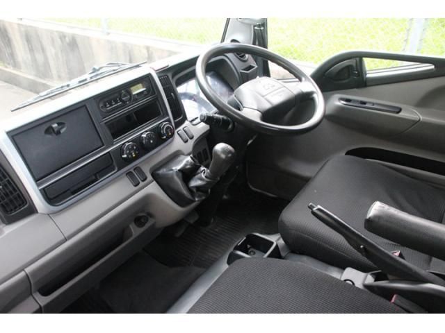 MITSUBISHI CANTER 2016 Image 31