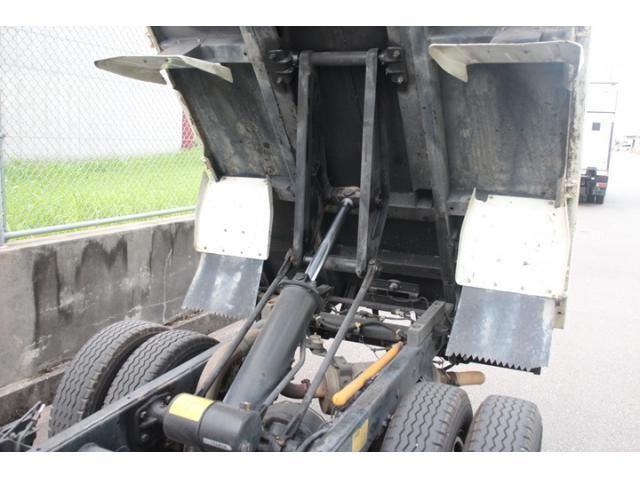 MITSUBISHI CANTER 2016 Image 31