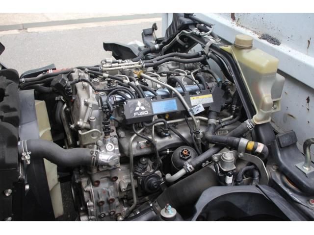 MITSUBISHI CANTER 2016 Image 31