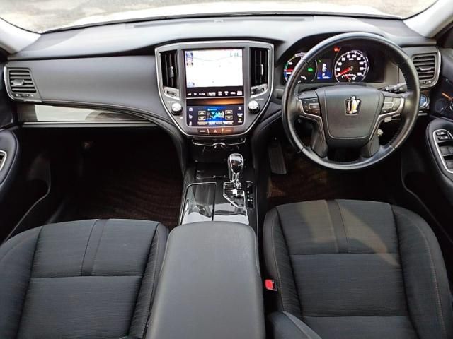 TOYOTA CROWN SEDAN HYBRID 2013 Image 31