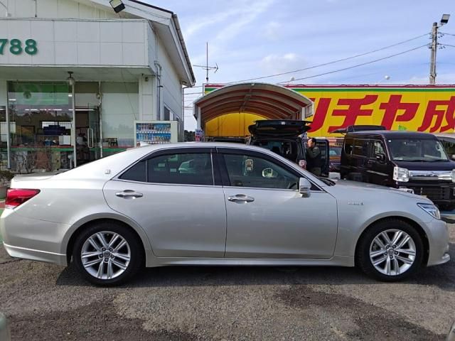 TOYOTA CROWN SEDAN HYBRID 2013 Image 31