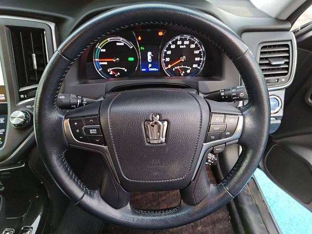 TOYOTA CROWN SEDAN HYBRID 2013 Image 31