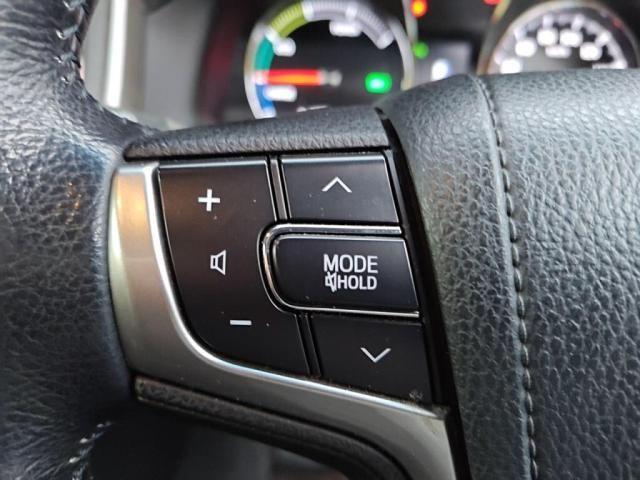 TOYOTA CROWN SEDAN HYBRID 2013 Image 31