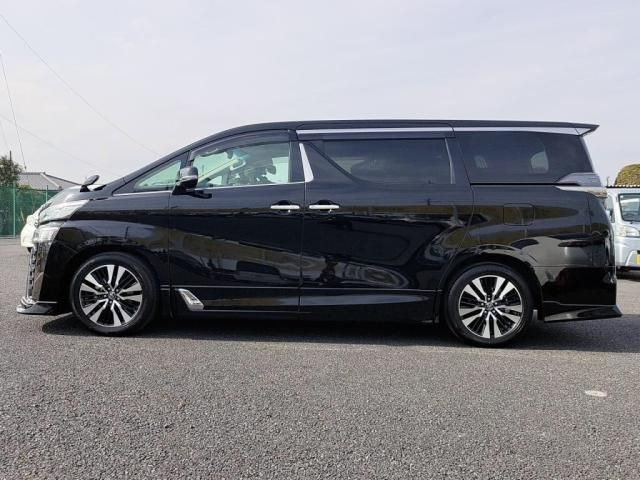 TOYOTA VELLFIRE 2018 Image 31