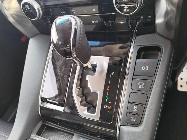 TOYOTA VELLFIRE 2018 Image 31