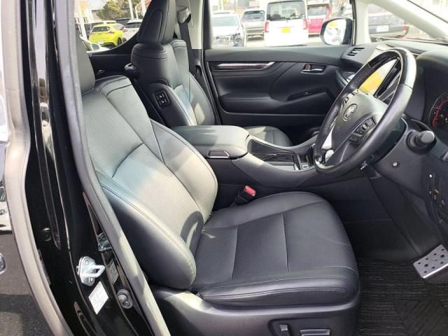 TOYOTA VELLFIRE 2018 Image 31