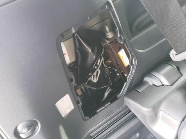 TOYOTA VELLFIRE 2018 Image 31