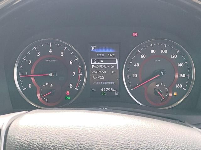 TOYOTA VELLFIRE 2018 Image 31