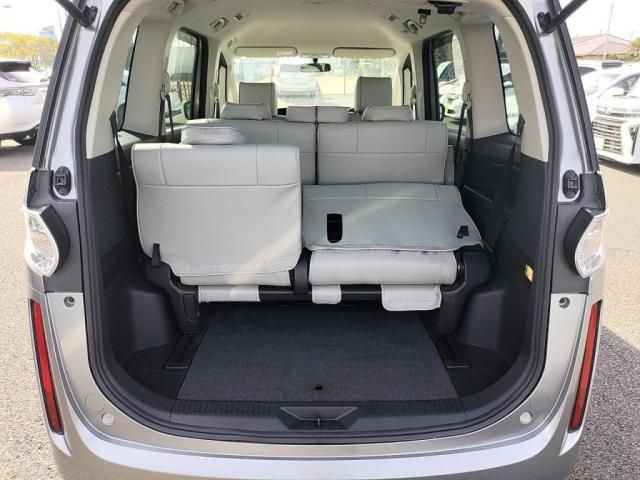 MAZDA BIANTE 2013 Image 31