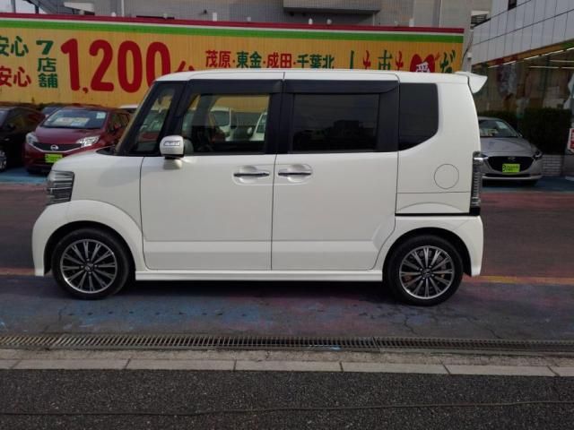 HONDA N BOX CUSTOM 2017 Image 31