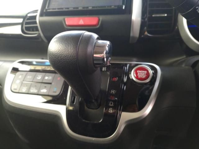 HONDA N BOX CUSTOM 2017 Image 31