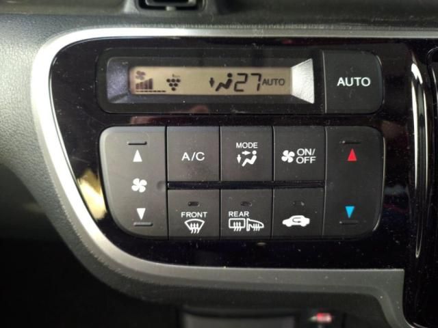 HONDA N BOX CUSTOM 2017 Image 31