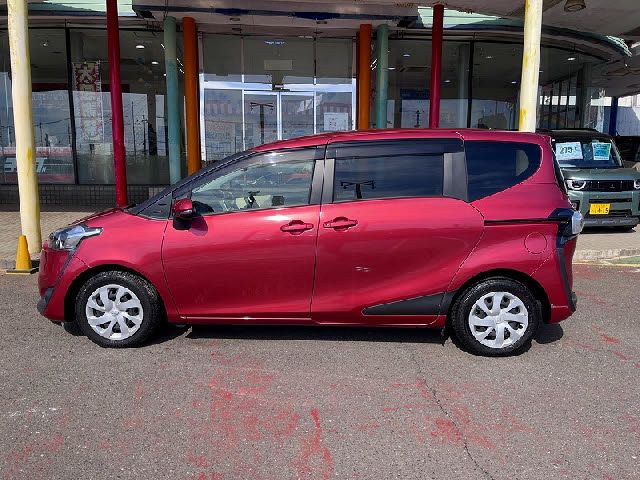 TOYOTA SIENTA 2017 Image 31