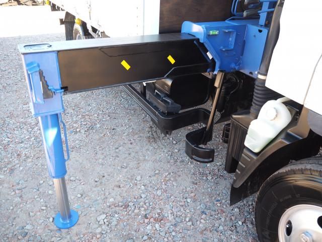 MITSUBISHI CANTER 2012 Image 31