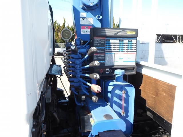 MITSUBISHI CANTER 2012 Image 31