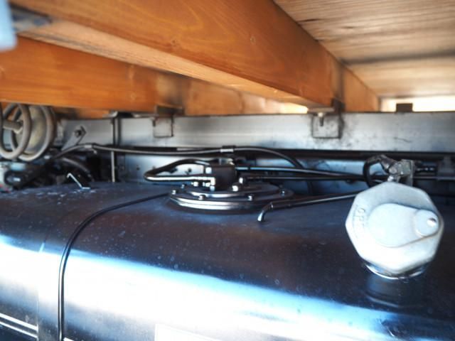 MITSUBISHI CANTER 2012 Image 31