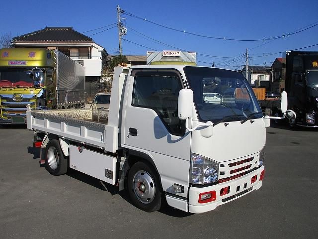 ISUZU ELF 2018 Image 31