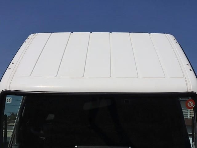 MITSUBISHI CANTER 2019 Image 31