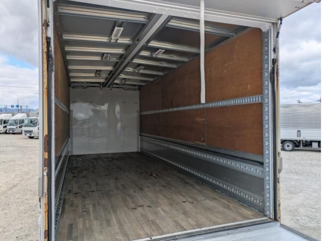 MITSUBISHI FUSOU FIGHTER 2020 Image 31