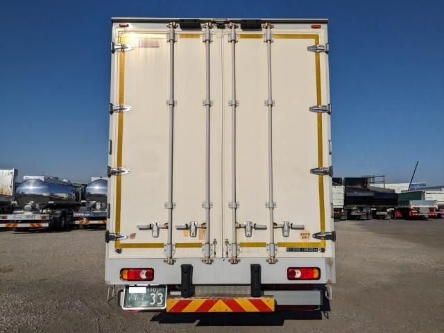 NISSAN DIESEL QUON 2019 Image 31