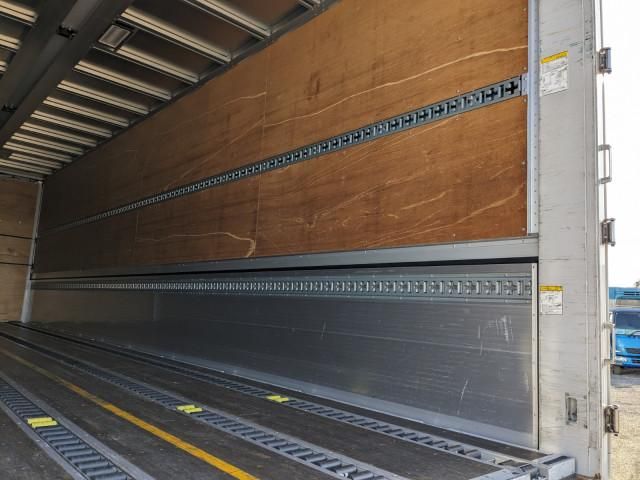 NISSAN DIESEL QUON 2019 Image 31