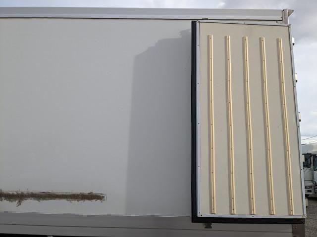 HINO PROFIA 2018 Image 31