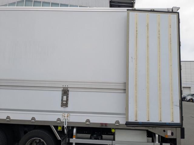 HINO PROFIA 2017 Image 31