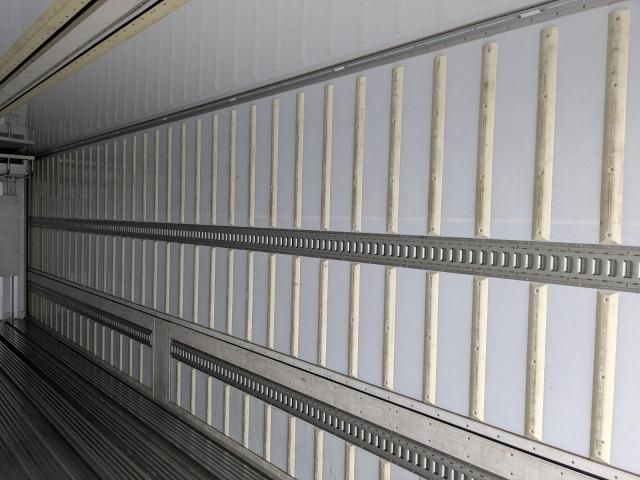 HINO PROFIA 2017 Image 31