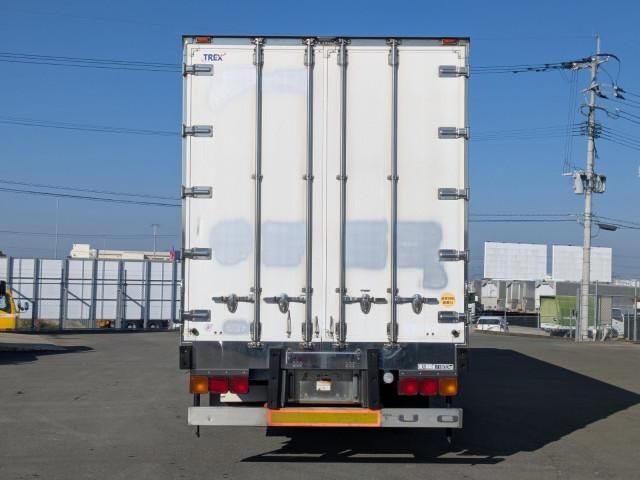 HINO PROFIA 2017 Image 31