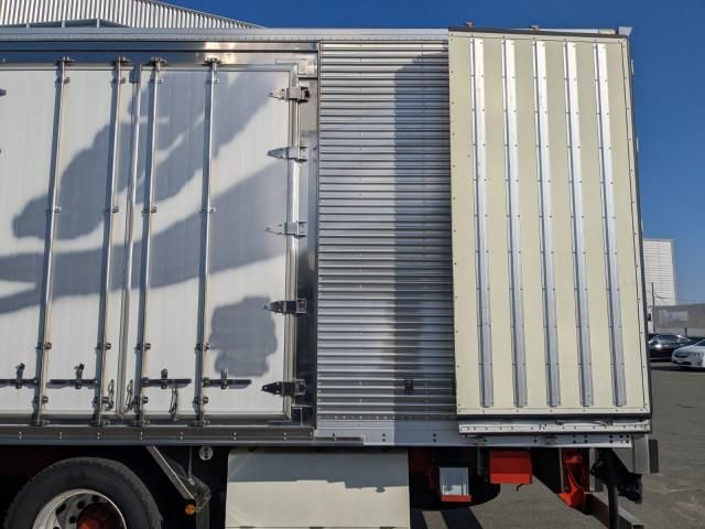 HINO PROFIA 2017 Image 31