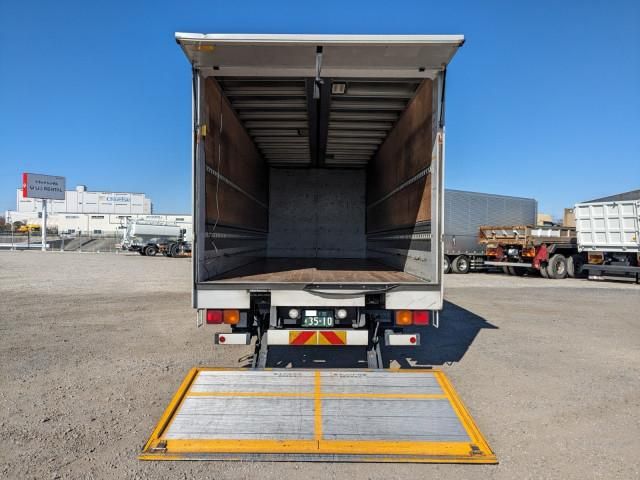 ISUZU FORWARD 2016 Image 31