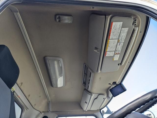 HINO PROFIA 2014 Image 31