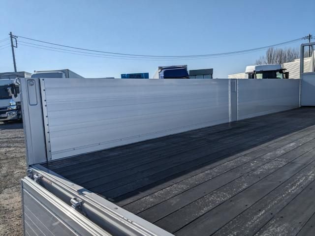 MITSUBISHI FUSOU FIGHTER 2025 Image 31