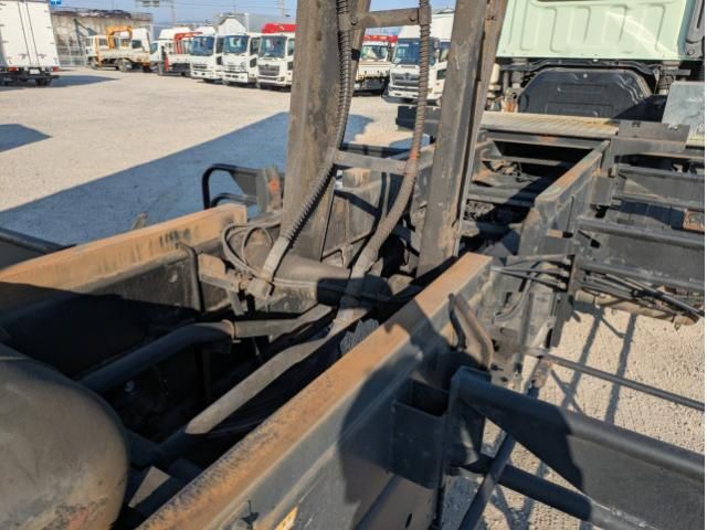 ISUZU GIGA 2015 Image 31