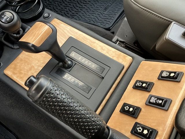 ROVER RANGE 1990 Image 31