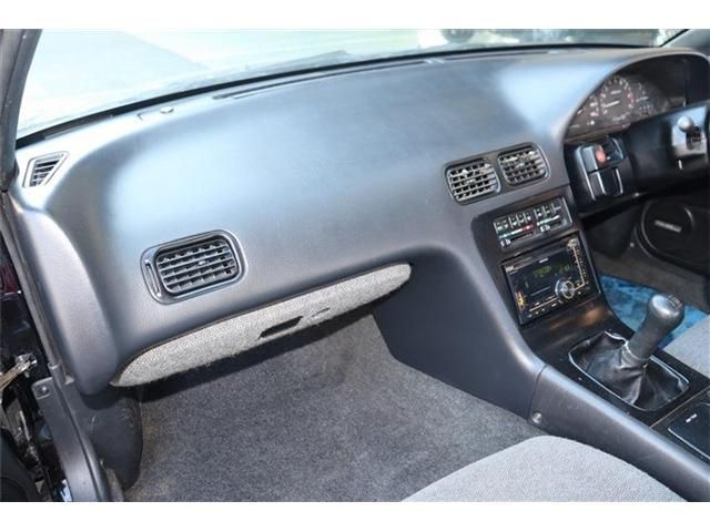 NISSAN SILVIA 1990 Image 31