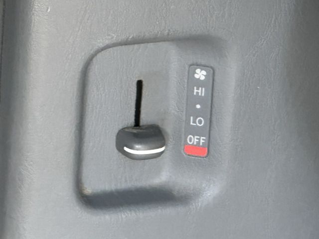 TOYOTA HIACE VAN 4WD 2006 Image 31